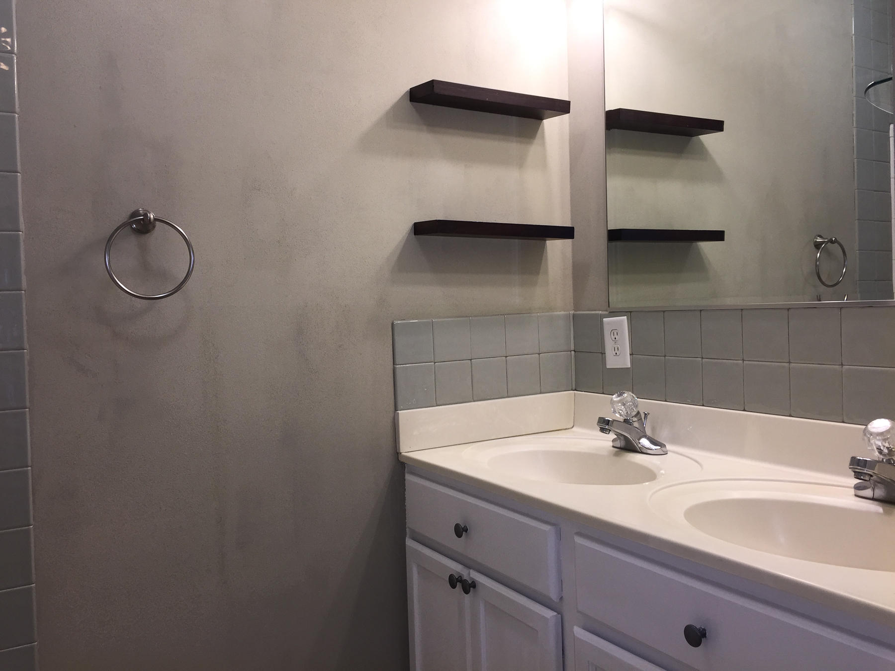 1829 Dogwood Road, Unit 401 Charleston, SC 29414 - Photo 15 of 33 IMG_6074