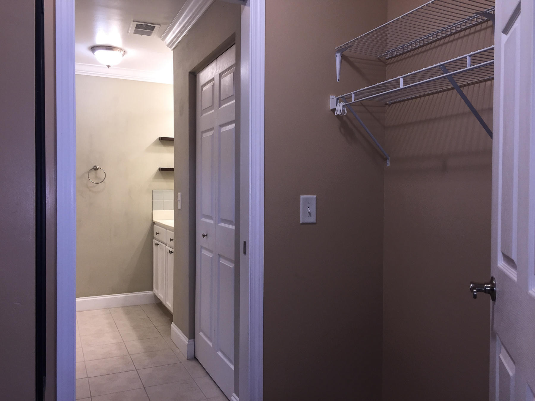 1829 Dogwood Road, Unit 401 Charleston, SC 29414 - Photo 19 of 33 IMG_6069