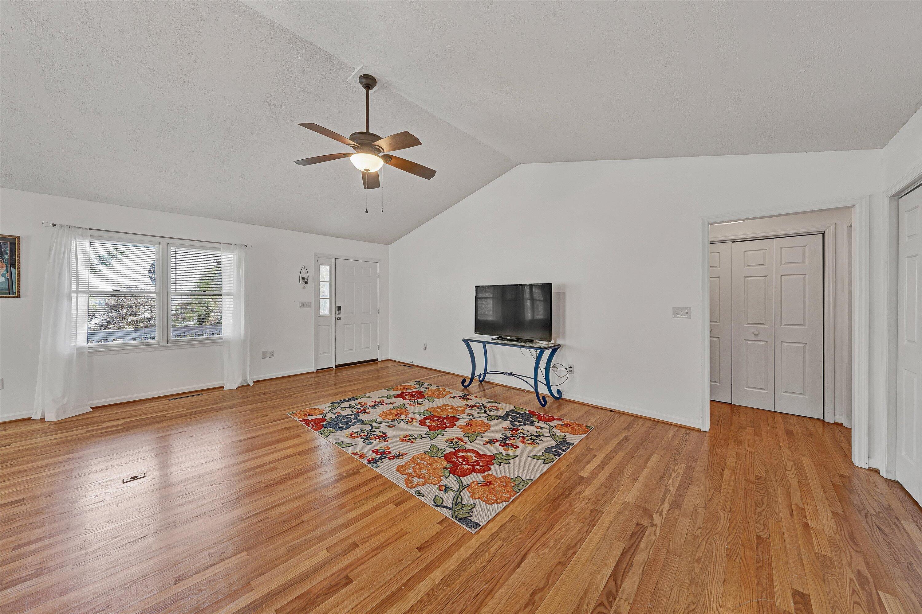 990 Highland Lake Road Union Hall, VA 24176 - Photo 15 of 40 15-DSC00025