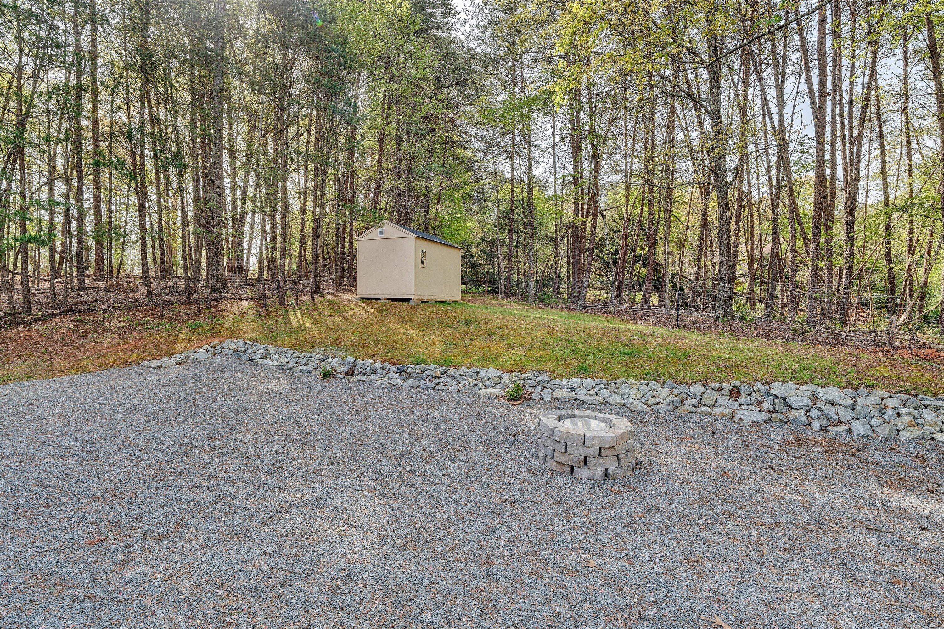 990 Highland Lake Road Union Hall, VA 24176 - Photo 29 of 40 29-DSC00073