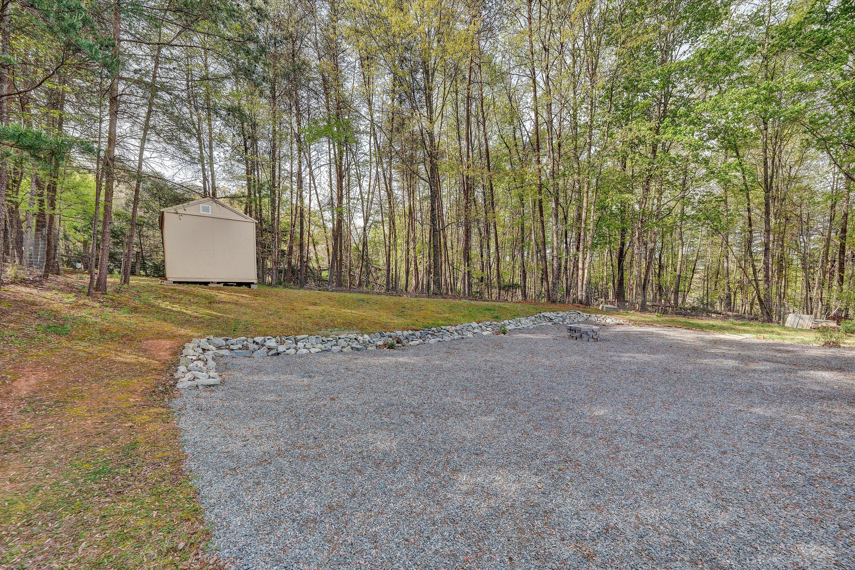 990 Highland Lake Road Union Hall, VA 24176 - Photo 30 of 40 30-DSC00076