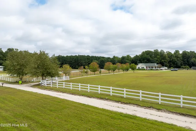 $625,000 | 330 Boyd Lane, Cove City, NC 28523