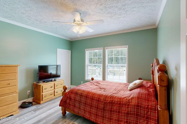 $625,000 | 330 Boyd Lane, Cove City, NC 28523