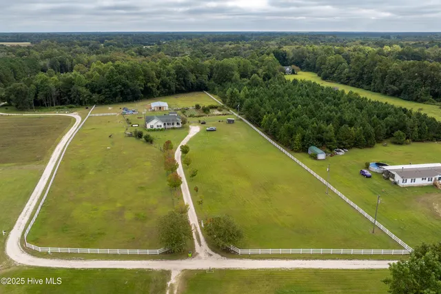 $625,000 | 330 Boyd Lane, Cove City, NC 28523