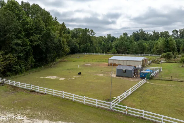 $625,000 | 330 Boyd Lane, Cove City, NC 28523