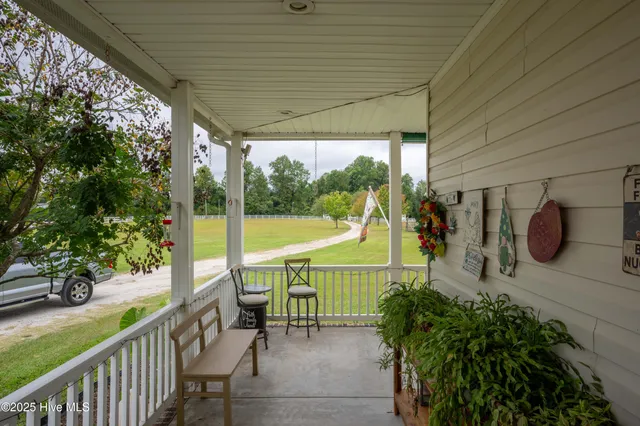 $625,000 | 330 Boyd Lane, Cove City, NC 28523