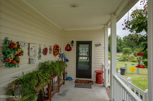 $625,000 | 330 Boyd Lane, Cove City, NC 28523