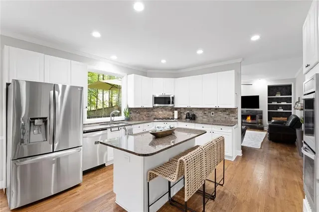 $849,000 | 475 Laurian View Court, Roswell, GA 30075