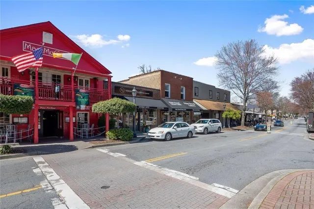 $849,000 | 475 Laurian View Court, Roswell, GA 30075