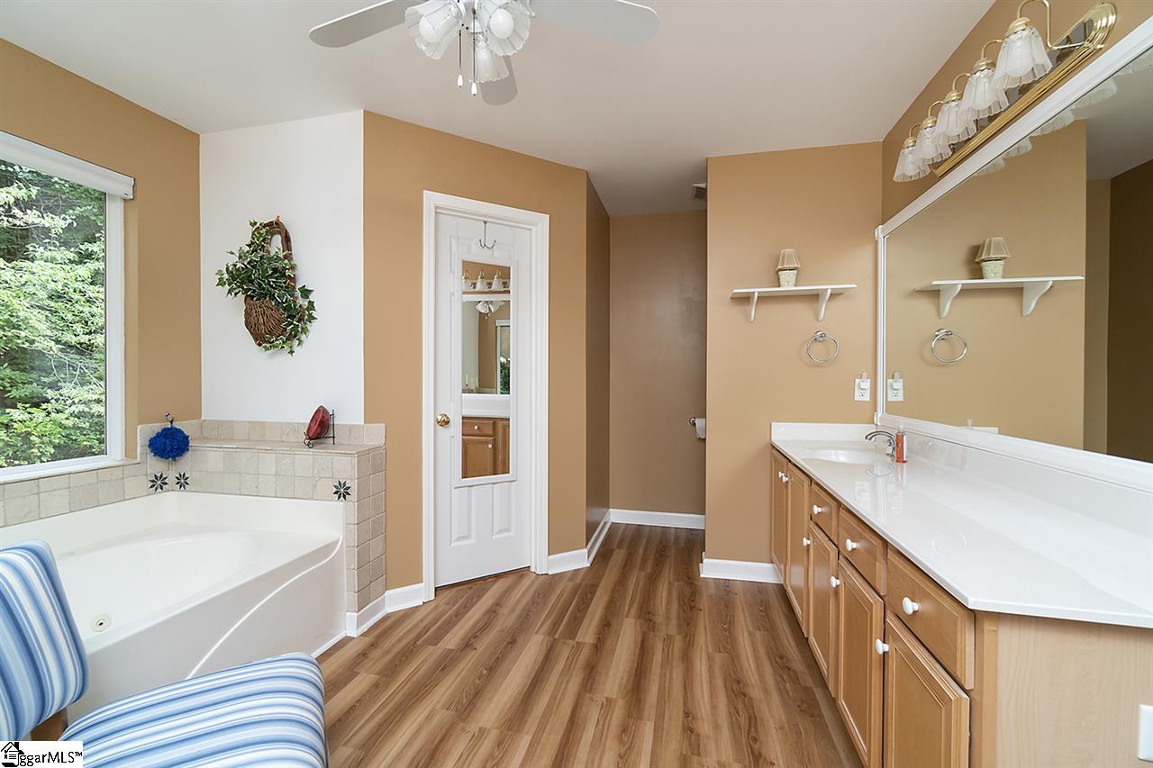 1412 Burdette Road Gray Court, SC 29645 - Photo 17 of 36