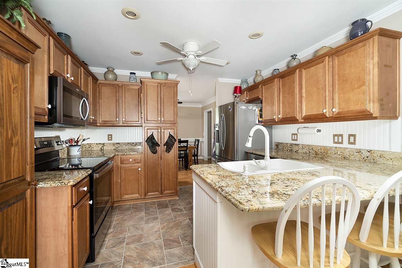 1412 Burdette Road Gray Court, SC 29645 - Photo 19 of 36