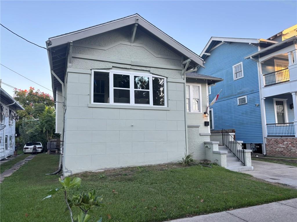 2427 Peniston Street New Orleans, LA 70115 - Photo 2 of 22