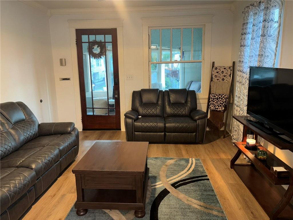 2427 Peniston Street New Orleans, LA 70115 - Photo 5 of 22