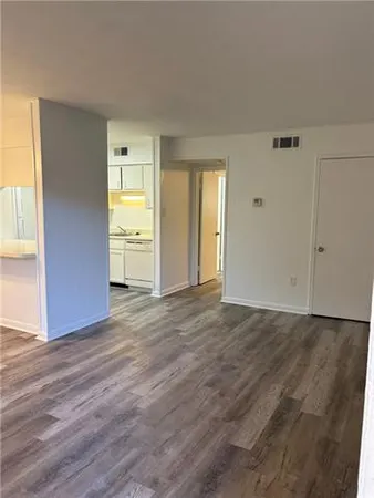 $925 | 10542 Jefferson Highway, Unit 12, River Ridge, LA 70123
