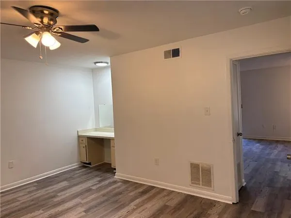 $925 | 10542 Jefferson Highway, Unit 12, River Ridge, LA 70123