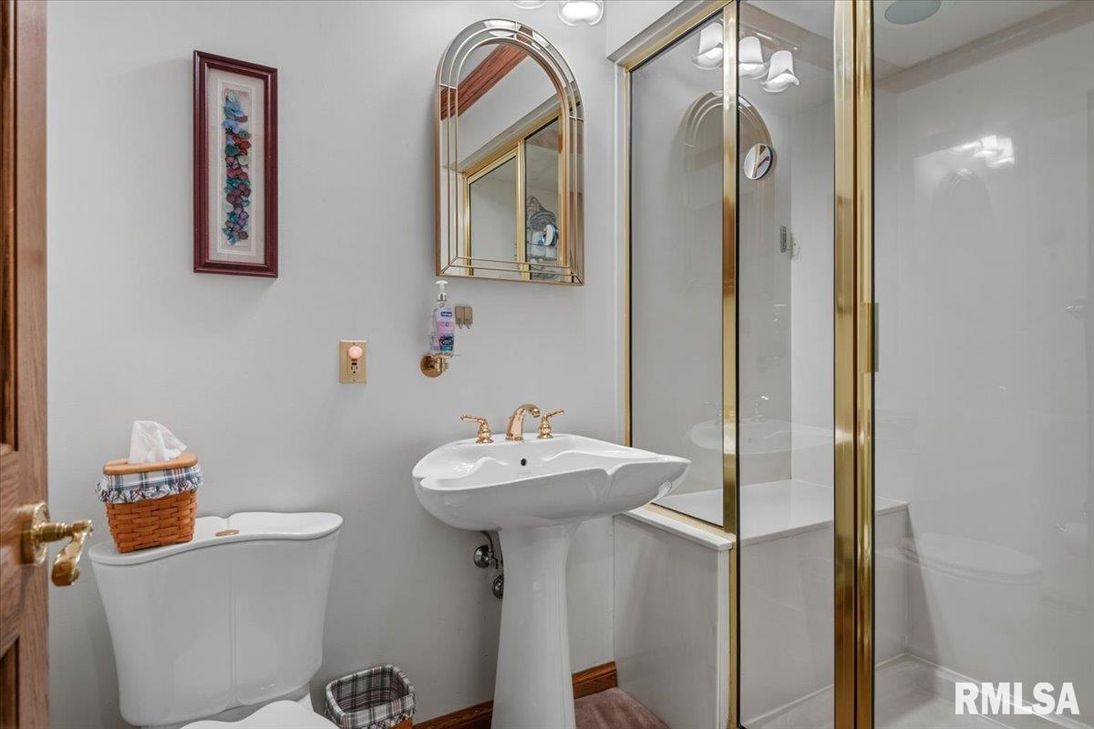 2223 Cardinal Drive Springfield, IL 62704 - Photo 26 of 88