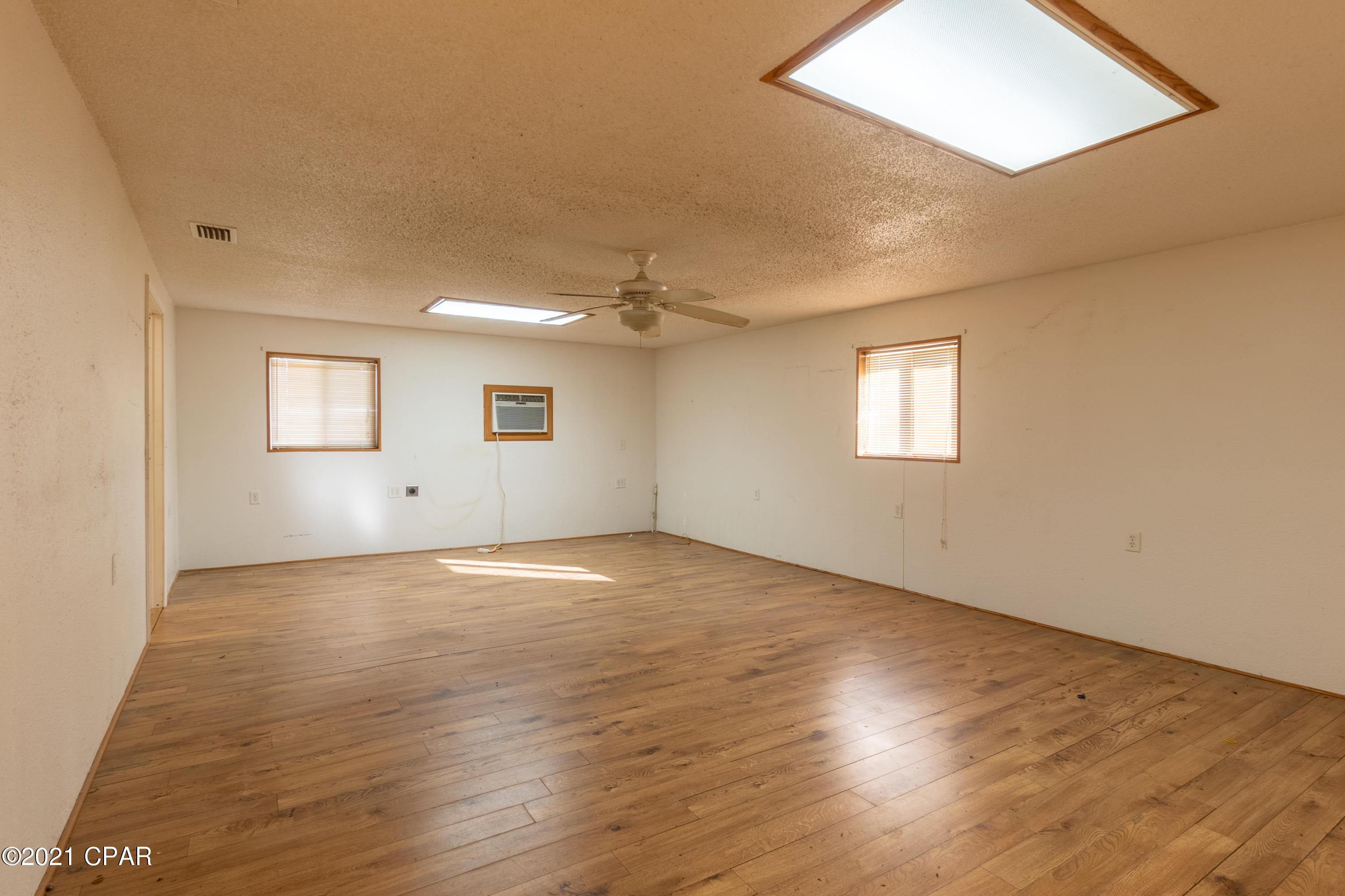 1734 Clayton Road Chipley, FL 32428 - Photo 15 of 29