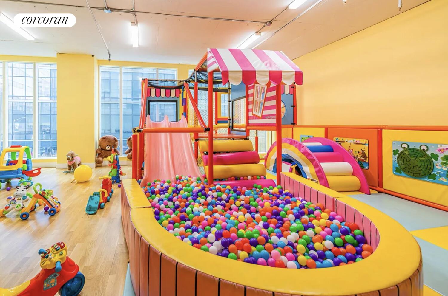 27-17 42nd Road, Unit 5H Queens, NY 11101 - Photo 8 of 18