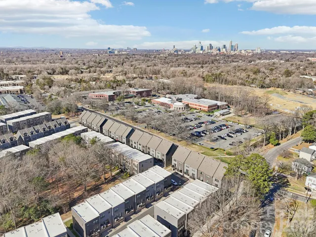 $472,000 | 547 Nantahala Drive, Charlotte, NC 28211