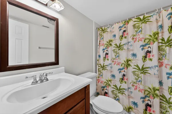 $3,150 | 801 Andrews Avenue, Unit 9, Delray Beach, FL 33483