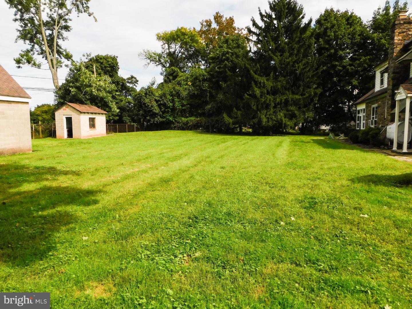 3015 Swede Road East Norriton, PA 19401 - Photo 5 of 25 Gallery Image 5