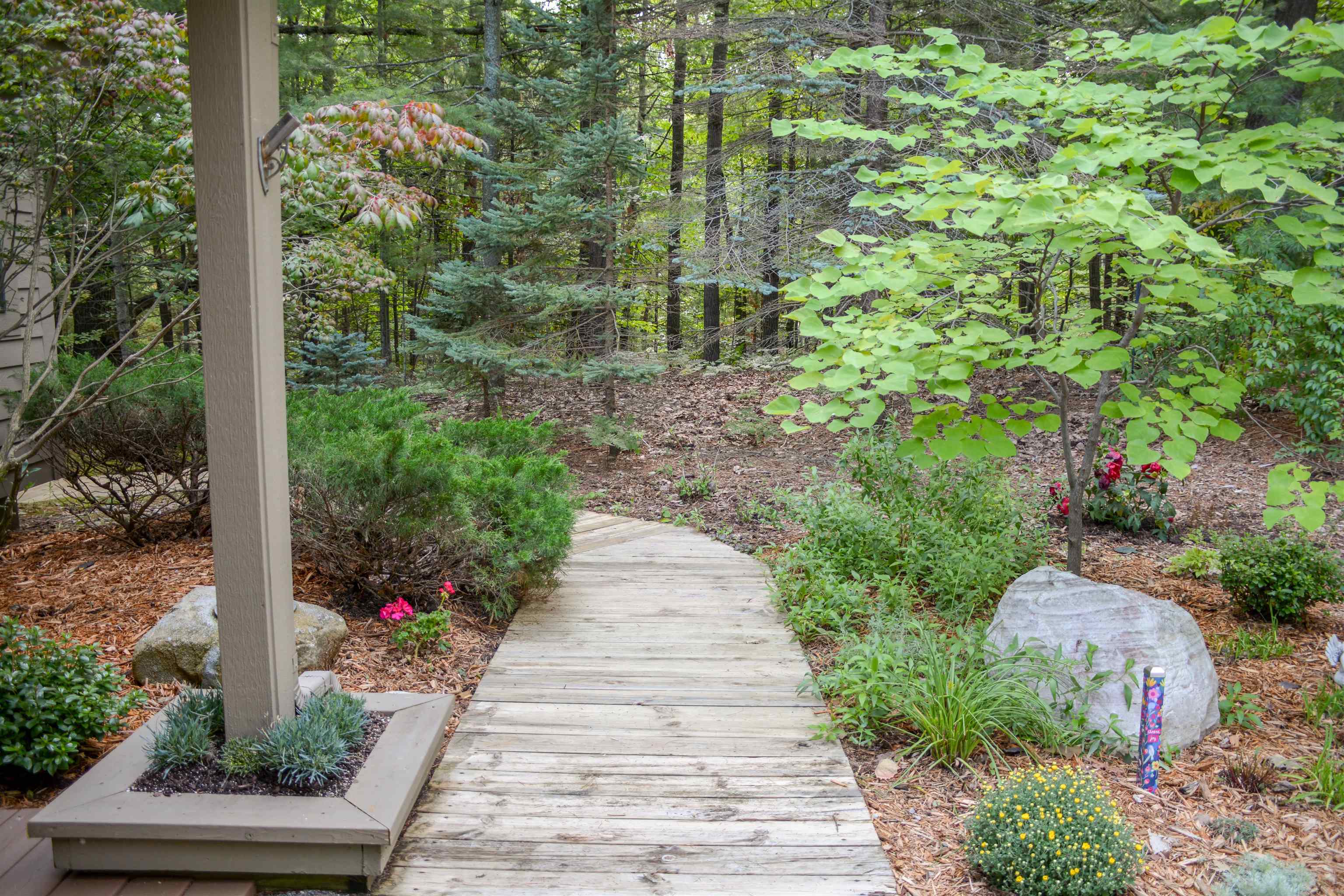 6756 Mission Ridge Traverse City, MI 49686 - Photo 3 of 47 1938429-e7844ad7-5d21-4a4e-92ce-4abcf48d3716.JPG