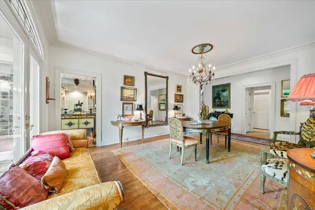 $795,000 | 4359 West Cherry Pl Drive, Memphis, TN 38117