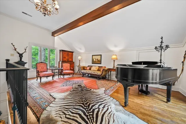 $795,000 | 4359 West Cherry Pl Drive, Memphis, TN 38117