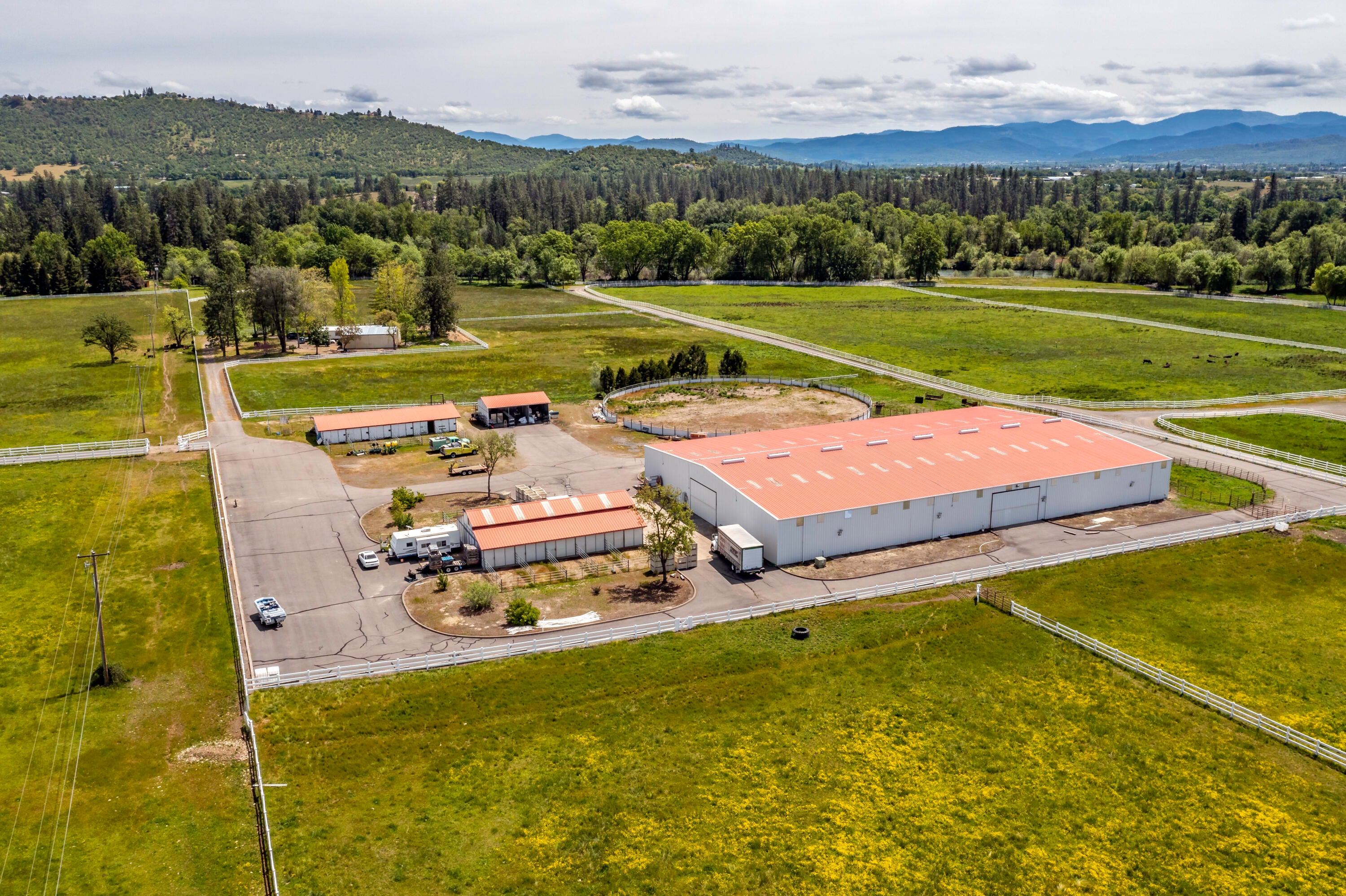 12210 Modoc Road White City, OR 97503 - Photo 27 of 34 DJI_0792-HDR-Edit