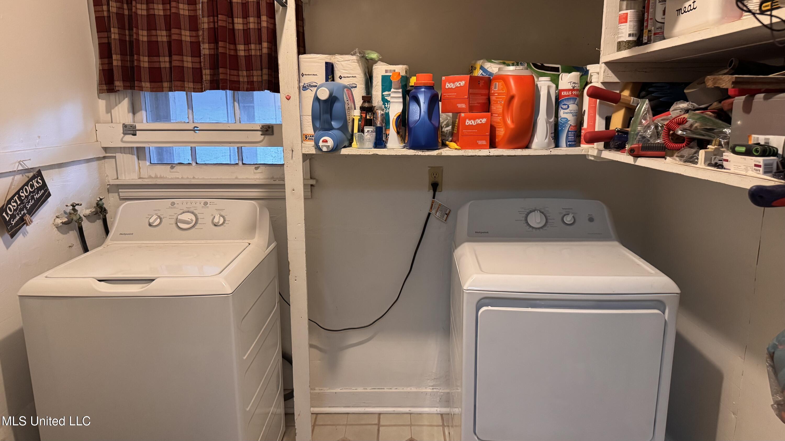 204 Chickasaw Street Natchez, MS 39120 - Photo 15 of 15 Laundry Room