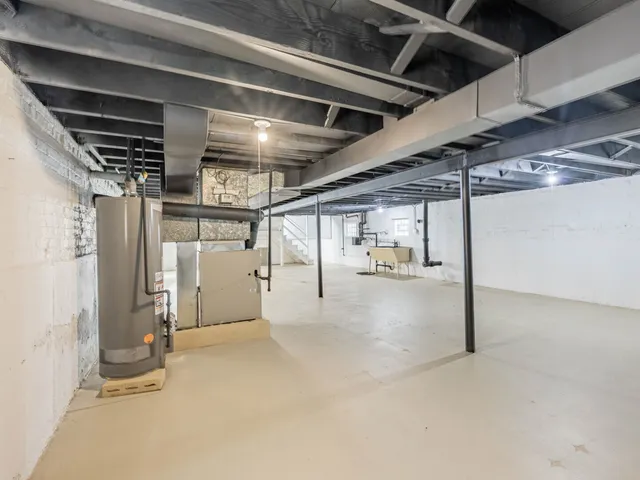 $199,000 | 8139 South Exchange Avenue, Chicago, IL 60617