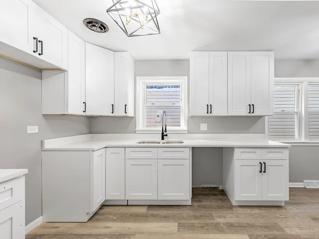 $199,000 | 8139 South Exchange Avenue, Chicago, IL 60617