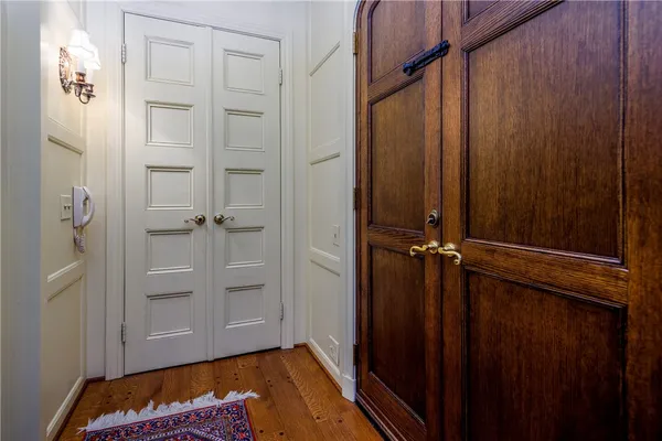 $949,900 | 901 East Avenue, Unit A, Rochester, NY 14607