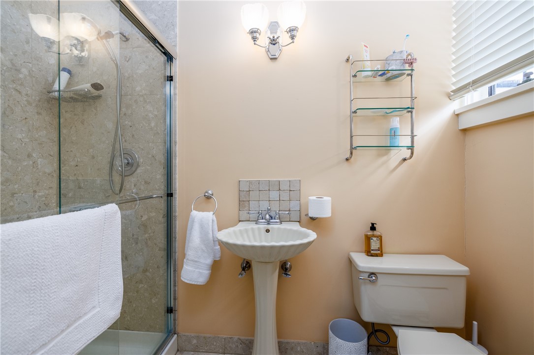 901 East Avenue, Unit A Rochester, NY 14607 - Photo 26 of 42