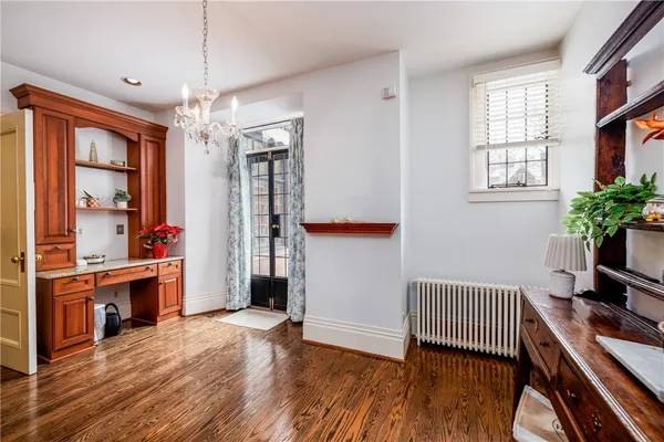 $949,900 | 901 East Avenue, Unit A, Rochester, NY 14607