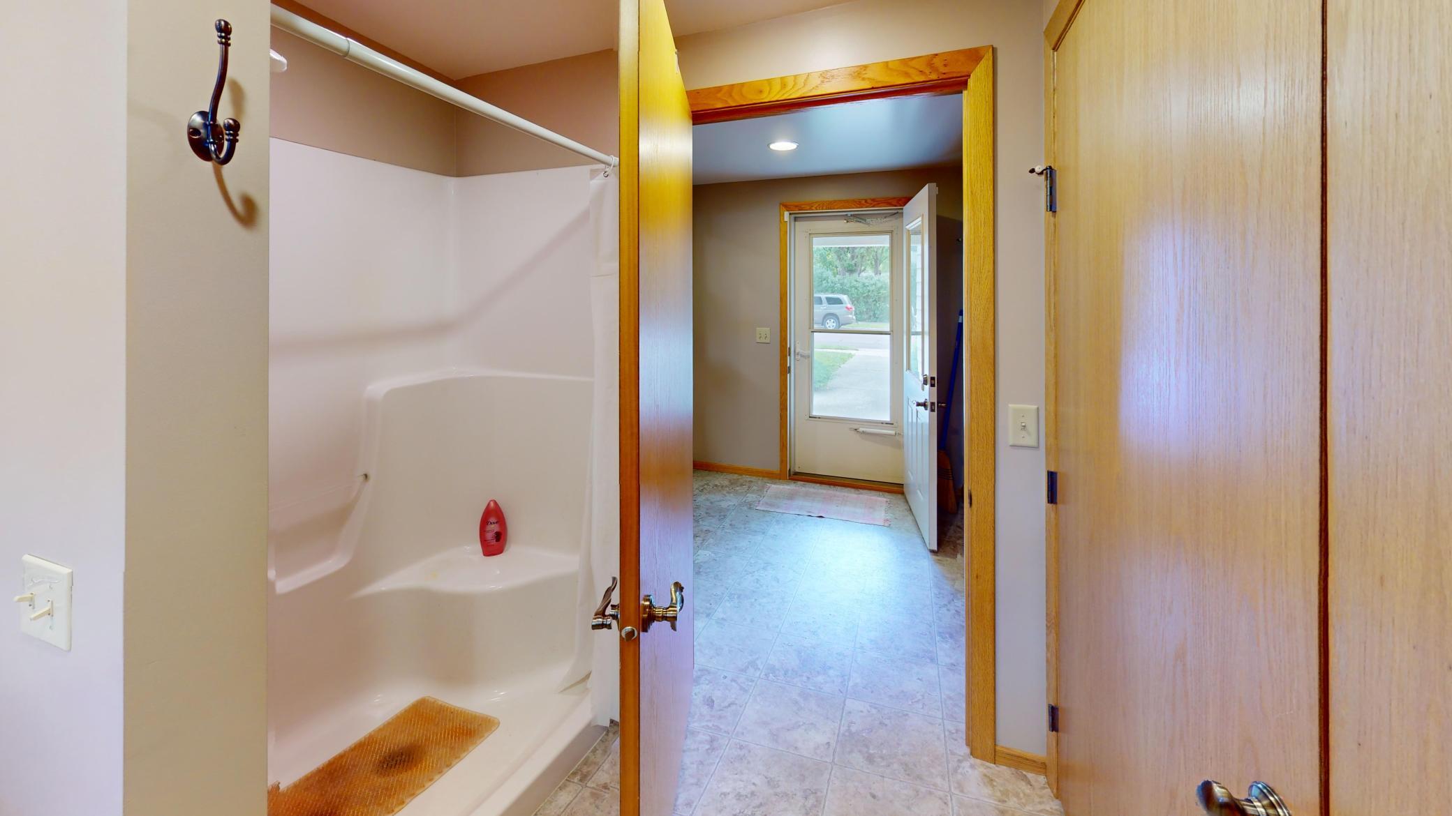 1314 Dunham Street Albert Lea, MN 56007 - Photo 19 of 32