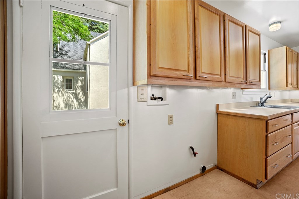 617 Barry Place Altadena, CA 91001 - Photo 12 of 36