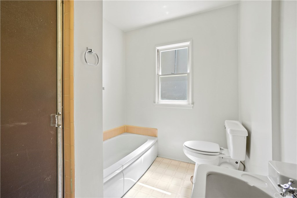 617 Barry Place Altadena, CA 91001 - Photo 20 of 36