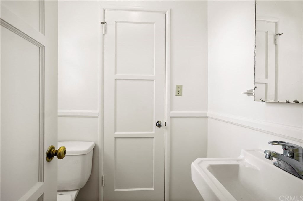 617 Barry Place Altadena, CA 91001 - Photo 26 of 36