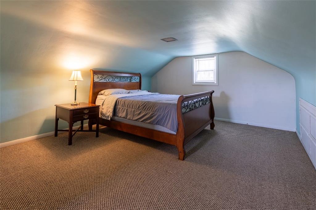 1007 Willowbrook Road New Castle, PA 16101 - Photo 22 of 31 Upstairs bedroom