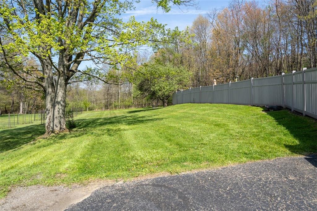 1007 Willowbrook Road New Castle, PA 16101 - Photo 28 of 31