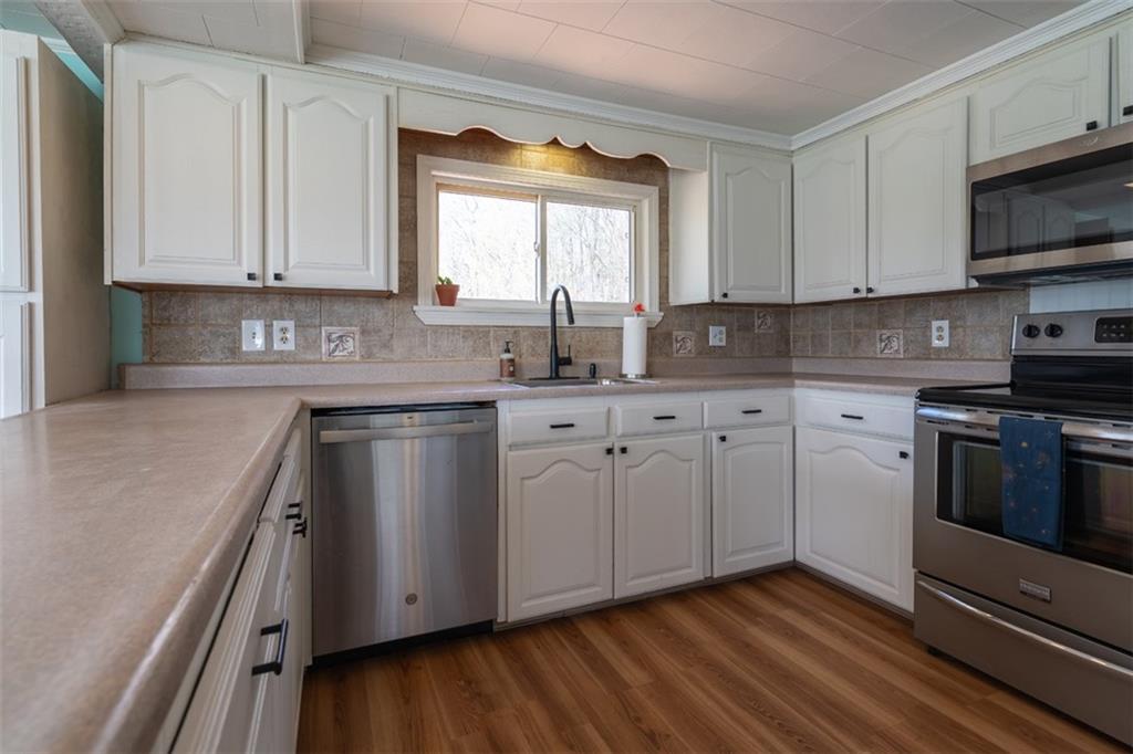 1007 Willowbrook Road New Castle, PA 16101 - Photo 6 of 31