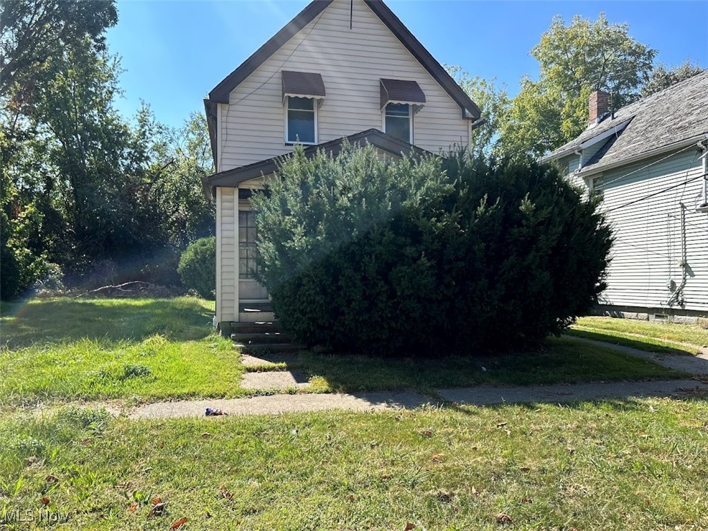 15926 Whitcomb Road Cleveland, OH 44110 - Photo 1 of 6 Gallery Image 1