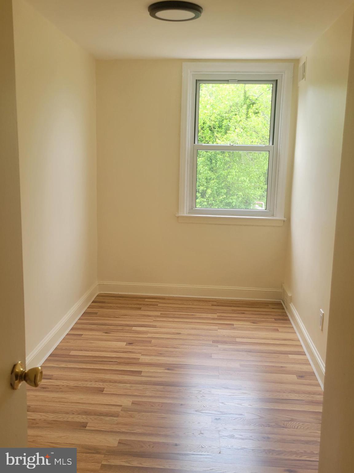 1022 Windsor Road Collingdale, PA 19023 - Photo 7 of 8