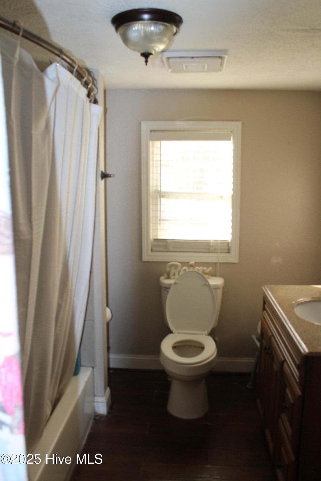 92 Powell Loop Whiteville, NC 28472 - Photo 14 of 23 IMG_3239