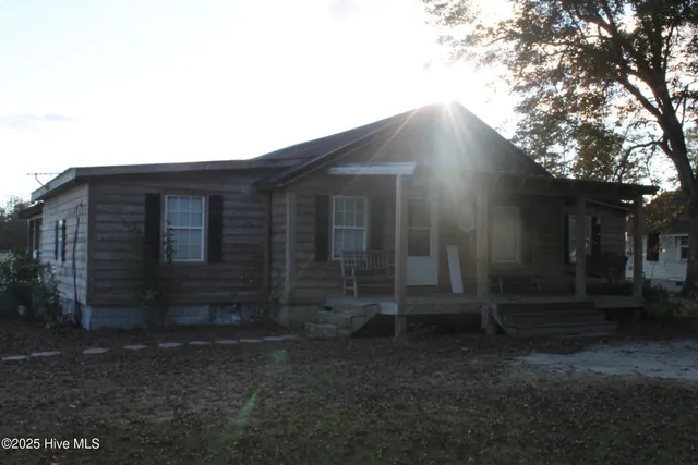 $350,000 | 92 Powell Loop, Whiteville, NC 28472