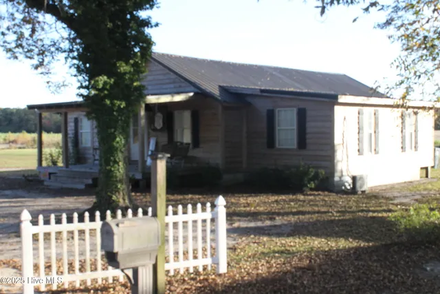 $350,000 | 92 Powell Loop, Whiteville, NC 28472