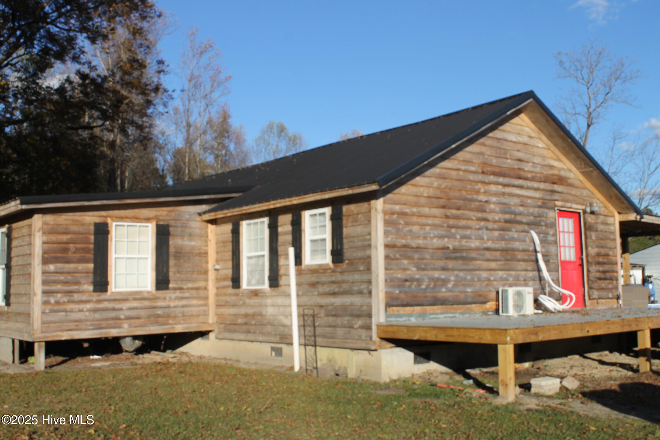 92 Powell Loop Whiteville, NC 28472 - Photo 6 of 23 IMG_3232