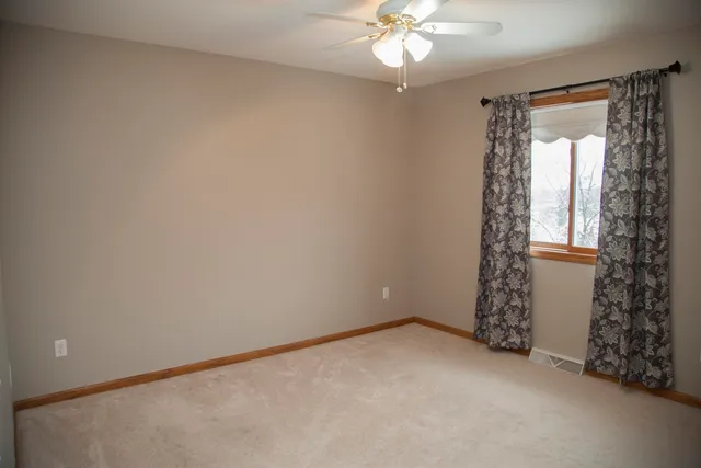 $330,000 | 1045 Saddle Ridge, Portage, WI 53901