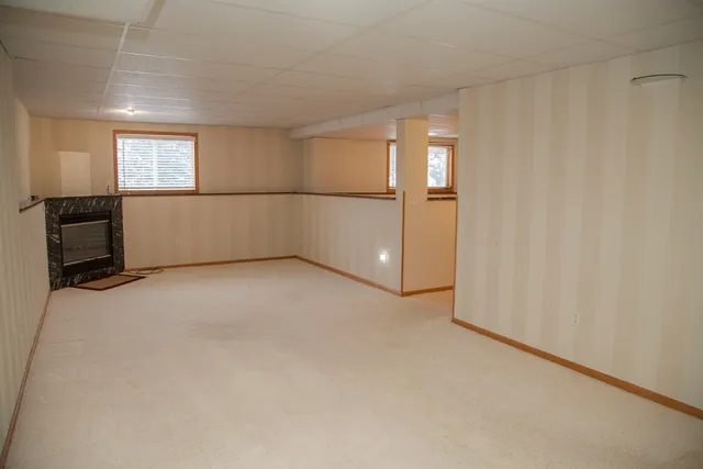 $330,000 | 1045 Saddle Ridge, Portage, WI 53901